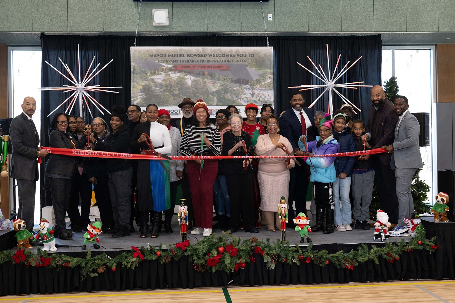 Joy Evans Therapeutic Center opens in Ward 7