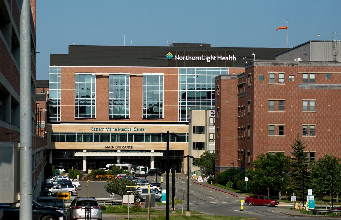 EMMC nurses, hospital reach tentative deal, averting strike
