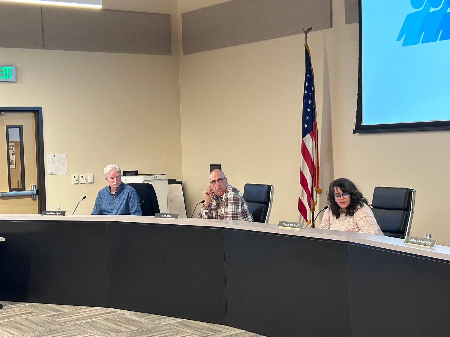 Efforts to recall 3 Springfield school board members fade, won’t be on ballot