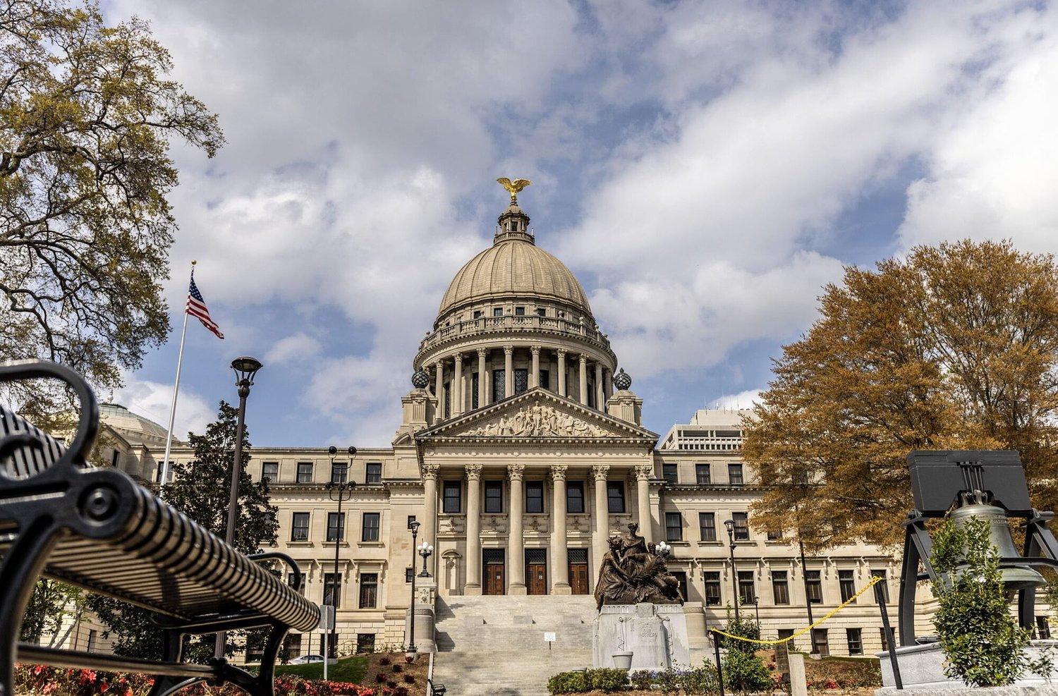 Mississippi Legislature moves to expand state role in immigration enforcement and elections