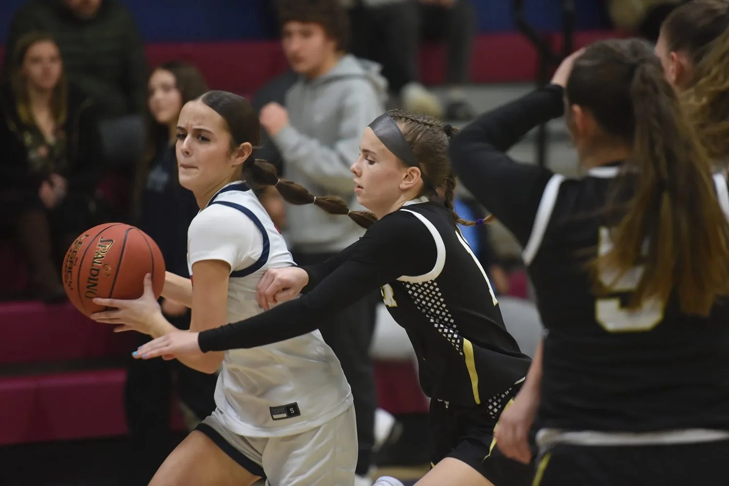 H.S. Roundup: Mahar girls crowned Franklin South League champions after win over Pioneer