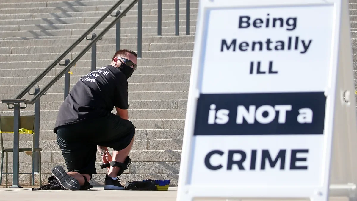 Letter: Address mental health to reduce crime