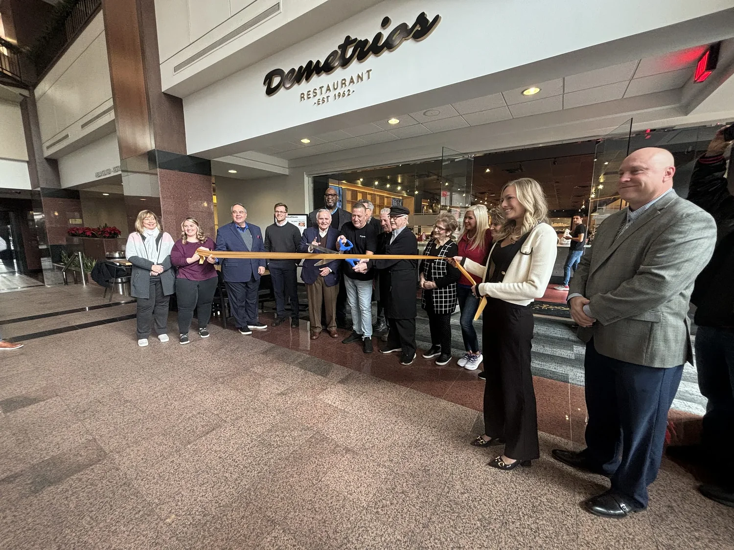 Demetrios opens in RiverCenter, adding another option to office building's bustling lobby