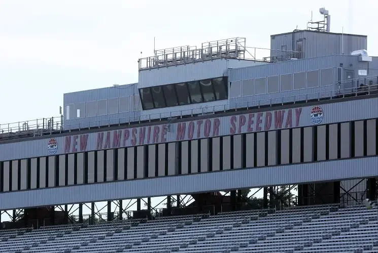 Loudon officials clash with Motor Speedway over demo ride safety