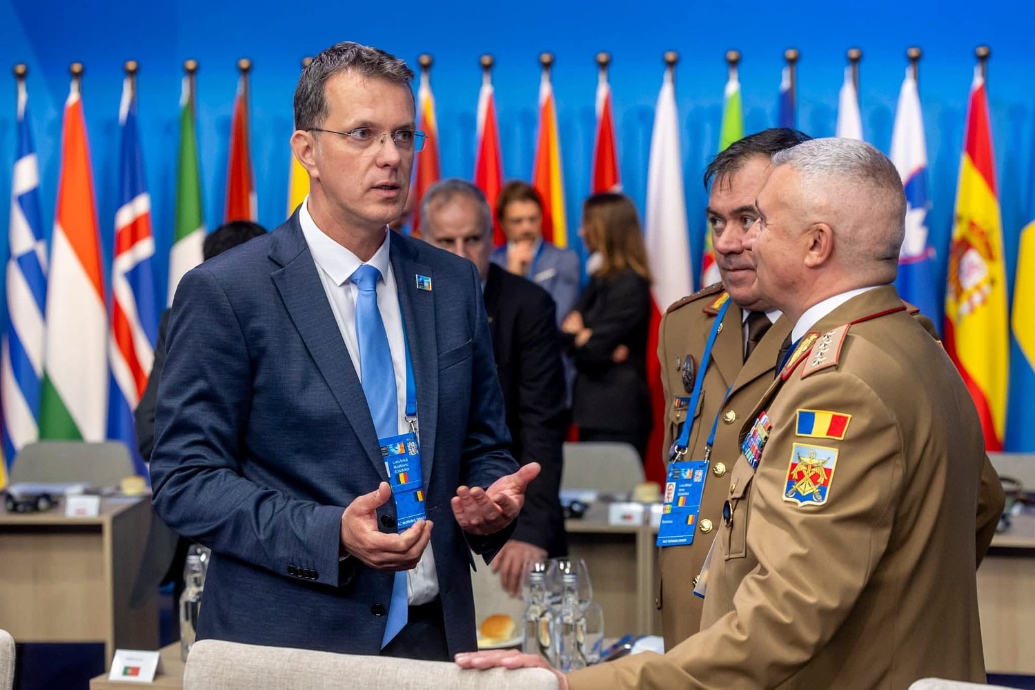 Miniștrii Apărării din România și Franța, întâlnire importantă la Sibiu