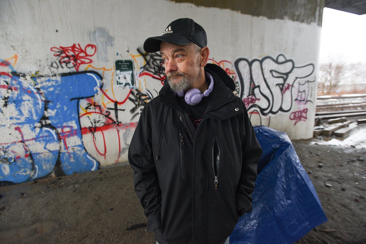 People remain at Bangor homeless encampment on day of closing