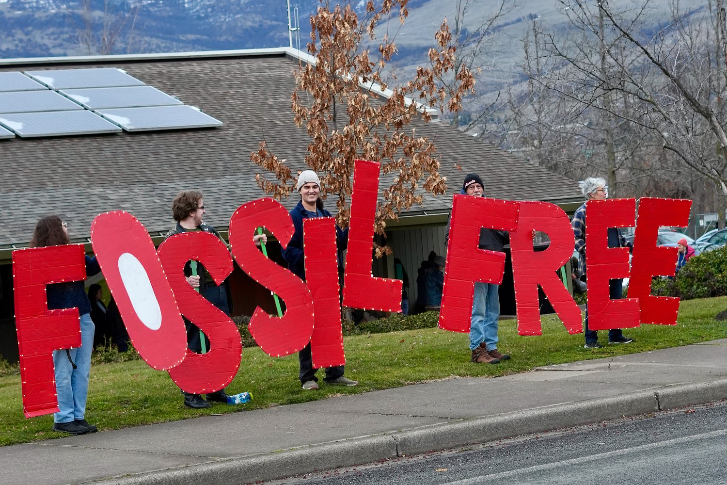 Another Oregon city adopts tax on natural gas appliances to reduce emissions