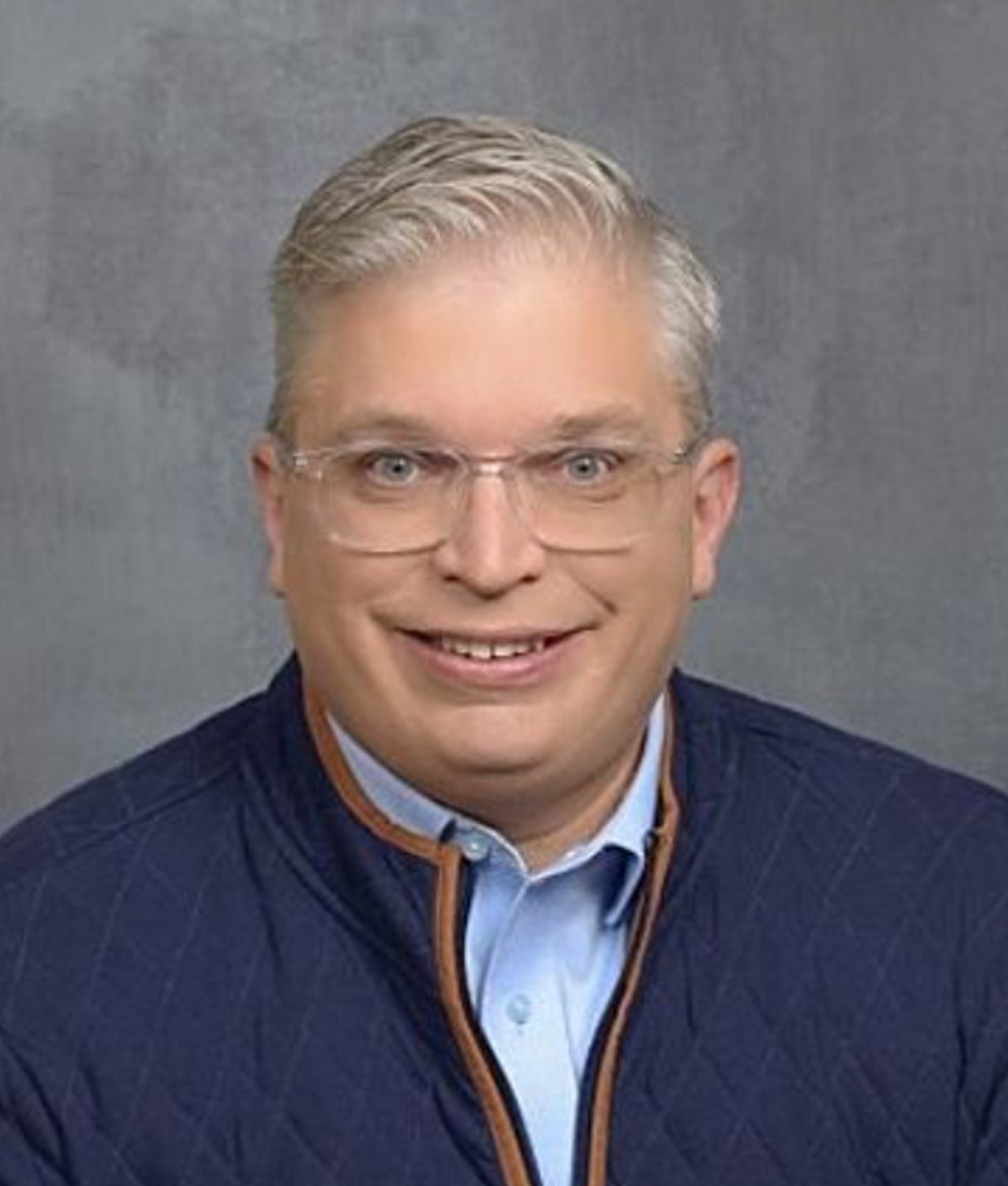 New Oswegoland Park District director gets 3-year contract