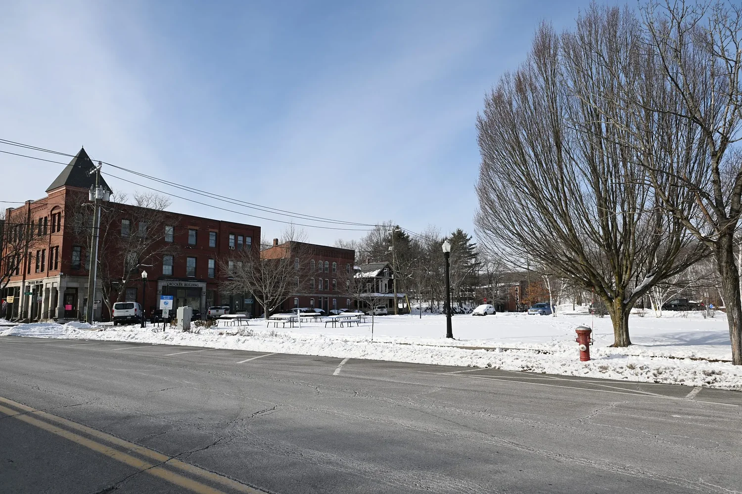 State OKs Montague library design