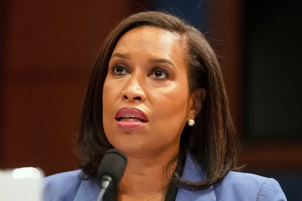 DC Mayor Bowser announces she won't seek fourth term, as federal intervention continues