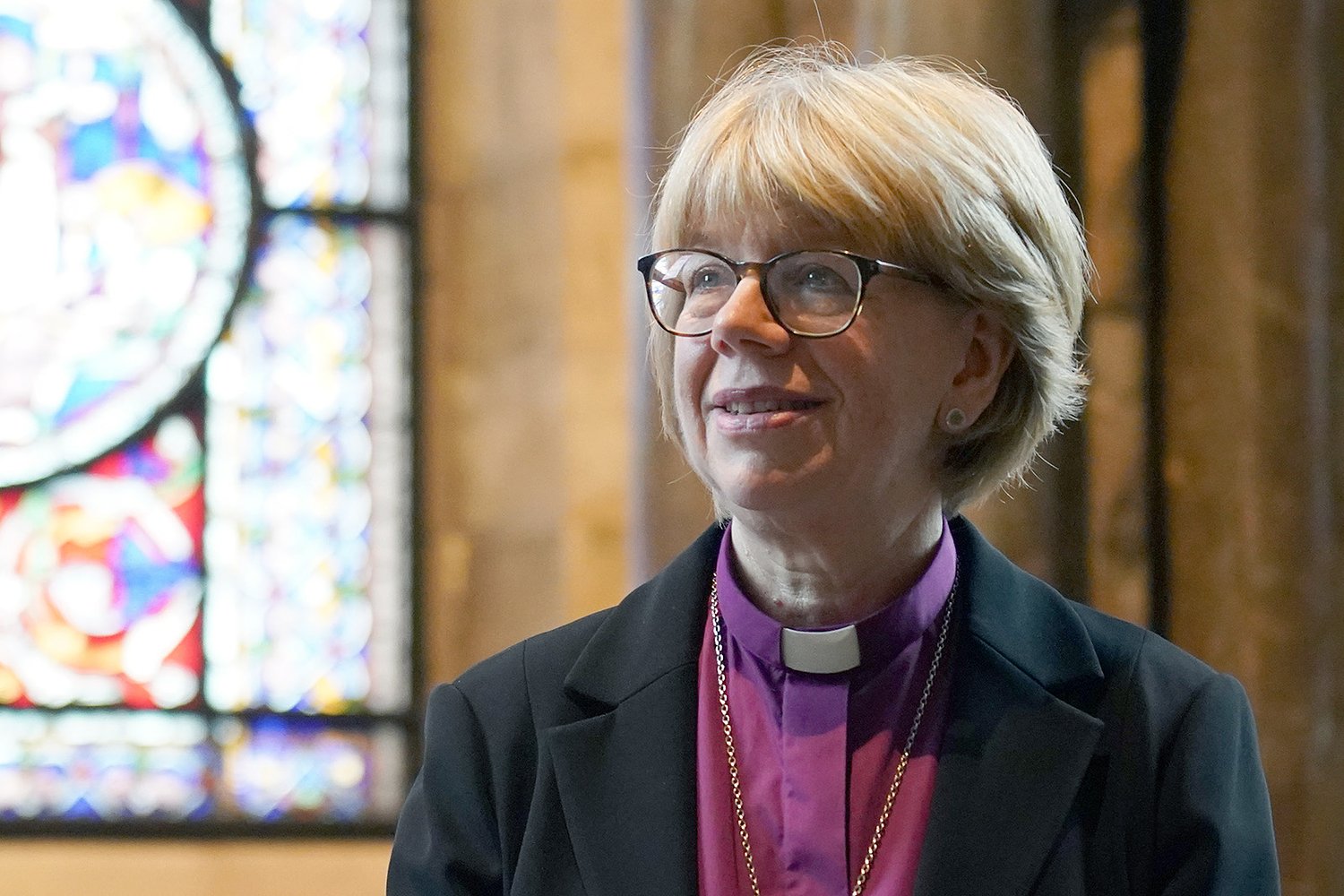 Where can I watch Sarah Mullally's installation as Archbishop of Canterbury?