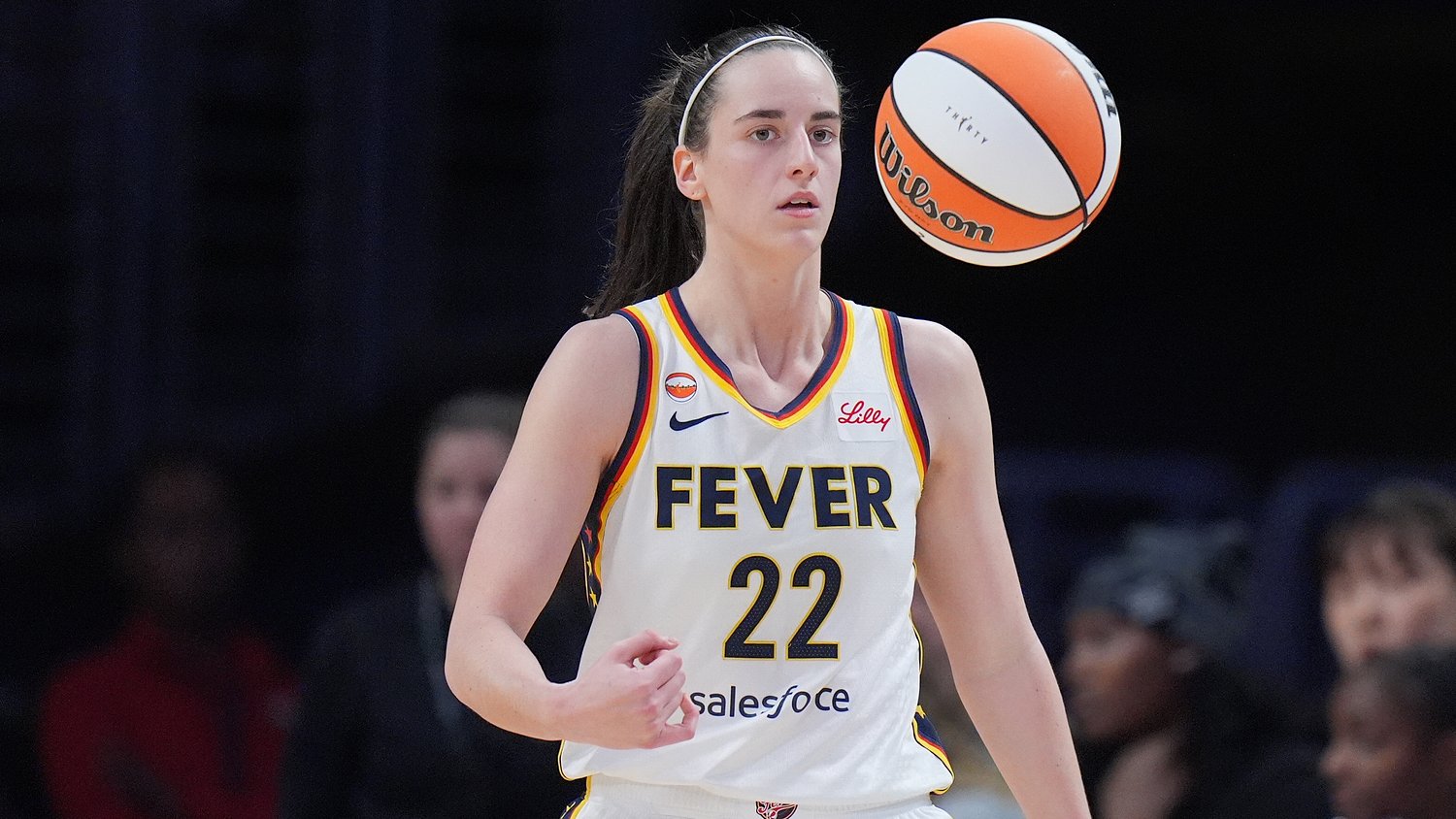 Caitlin Clark rips official after controversial call in Fever win over Sun
