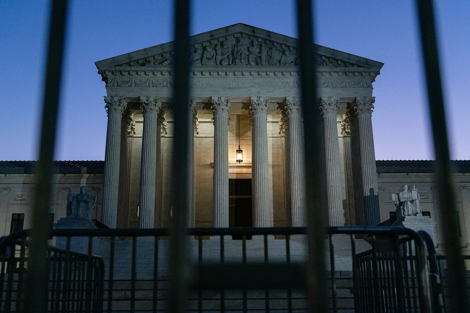 Texas can execute death row inmate Edward Busby, U.S. Supreme Court says