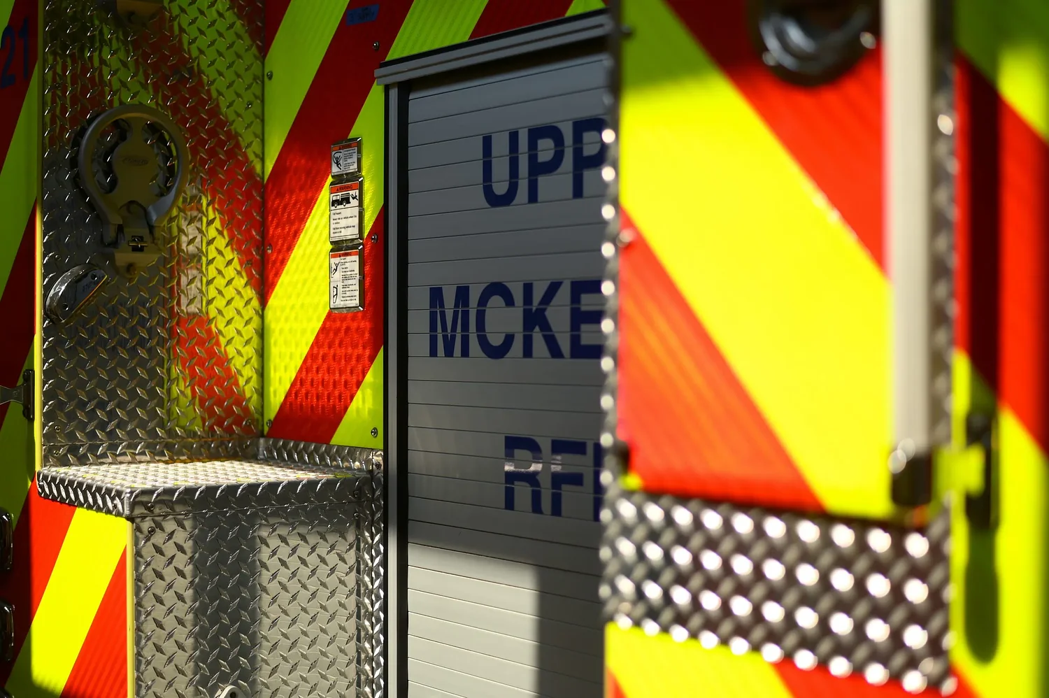 Tanker crash spills milk, diesel into McKenzie River tributary near Belknap