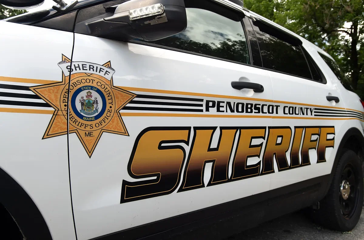 Penobscot County police chase exceeds 100 mph, ends in crash