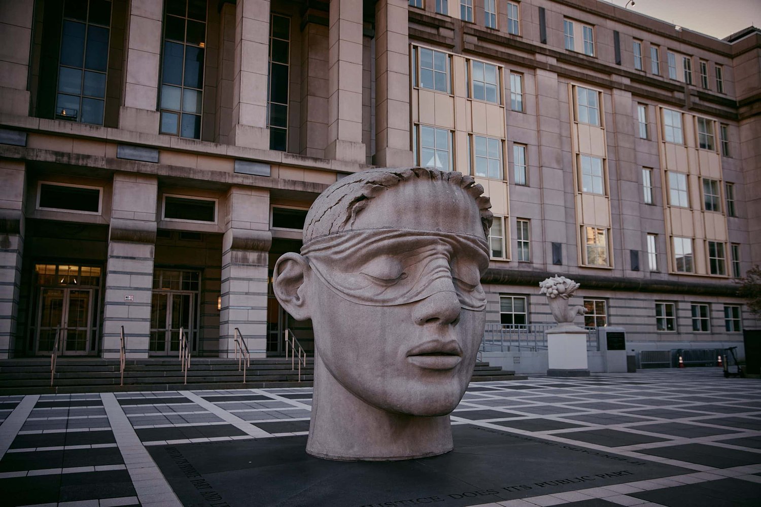 New Jersey federal judge evicts journalists from court press room