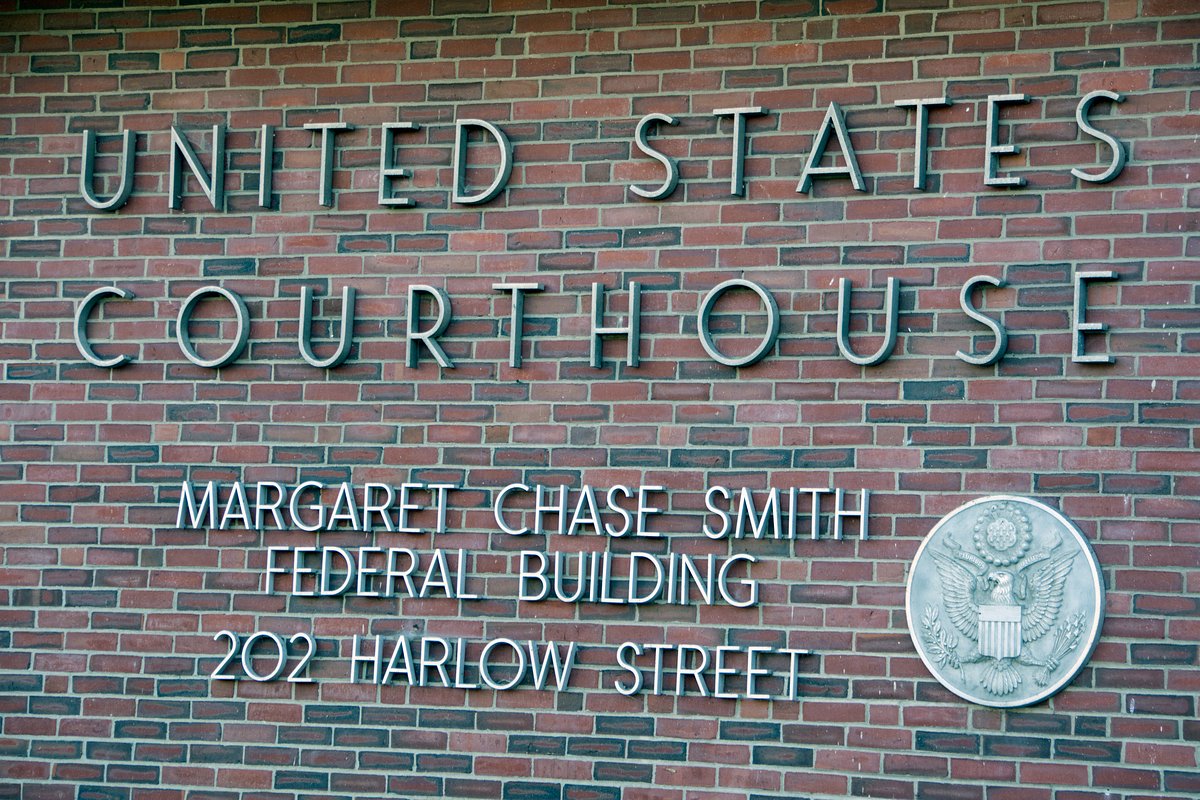 Bangor woman pleads guilty in bank fraud conspiracy