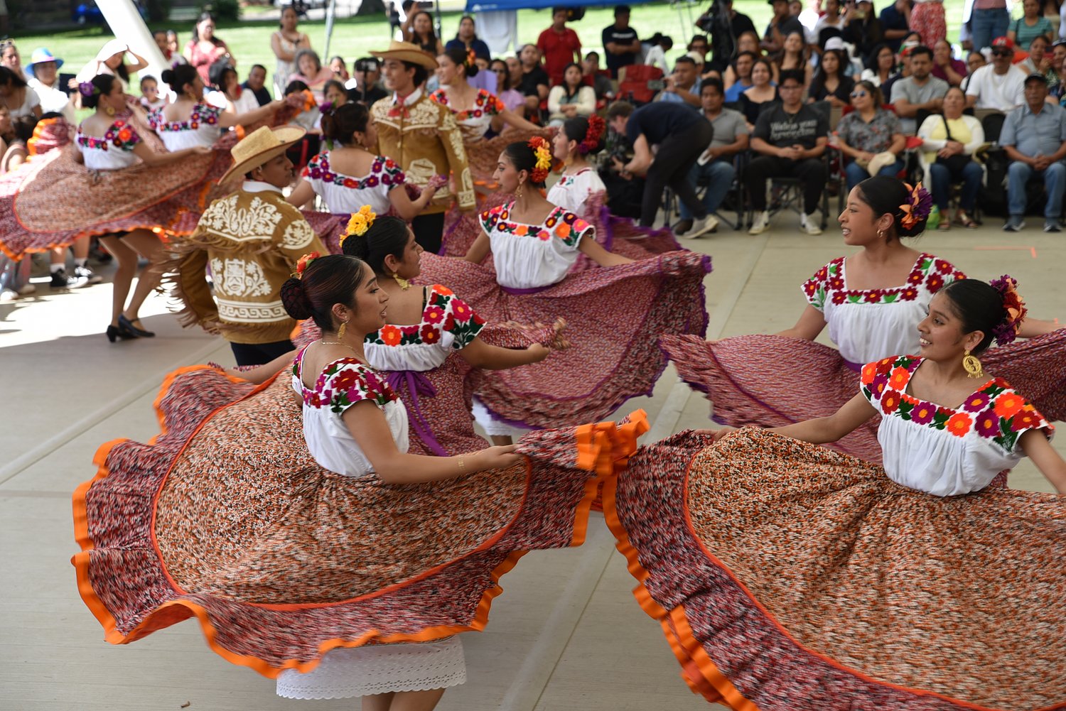 ‘¡Música, maestro!’ Mexican dance program marks 20th anniversary with spring recital (36 photos)
