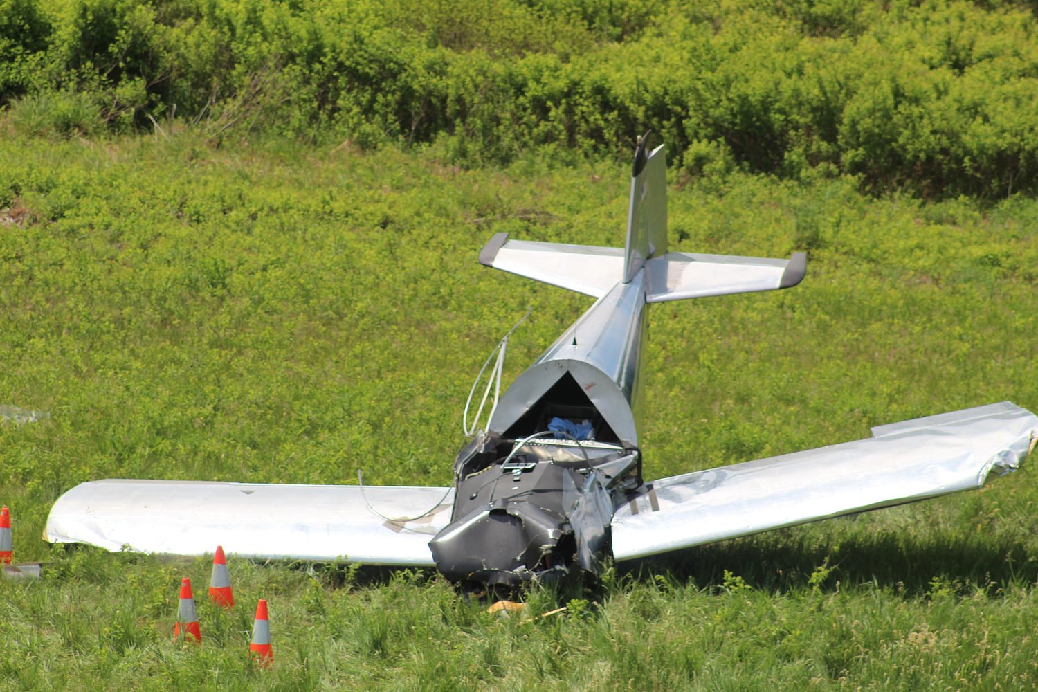 Emergency crews respond to plane crash at Jaffrey Airport