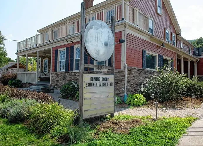 Williamsburg tavern revival eyed by Memorial Day