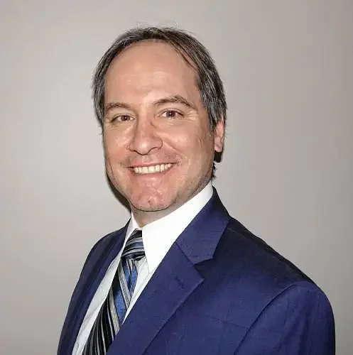 River Valley Community College president announces retirement