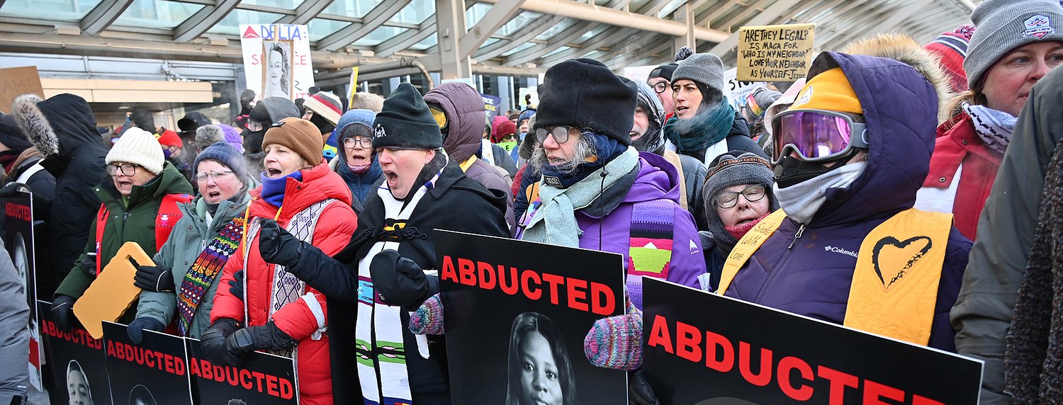 Inside the effort to organize clergy nationwide to resist ICE
