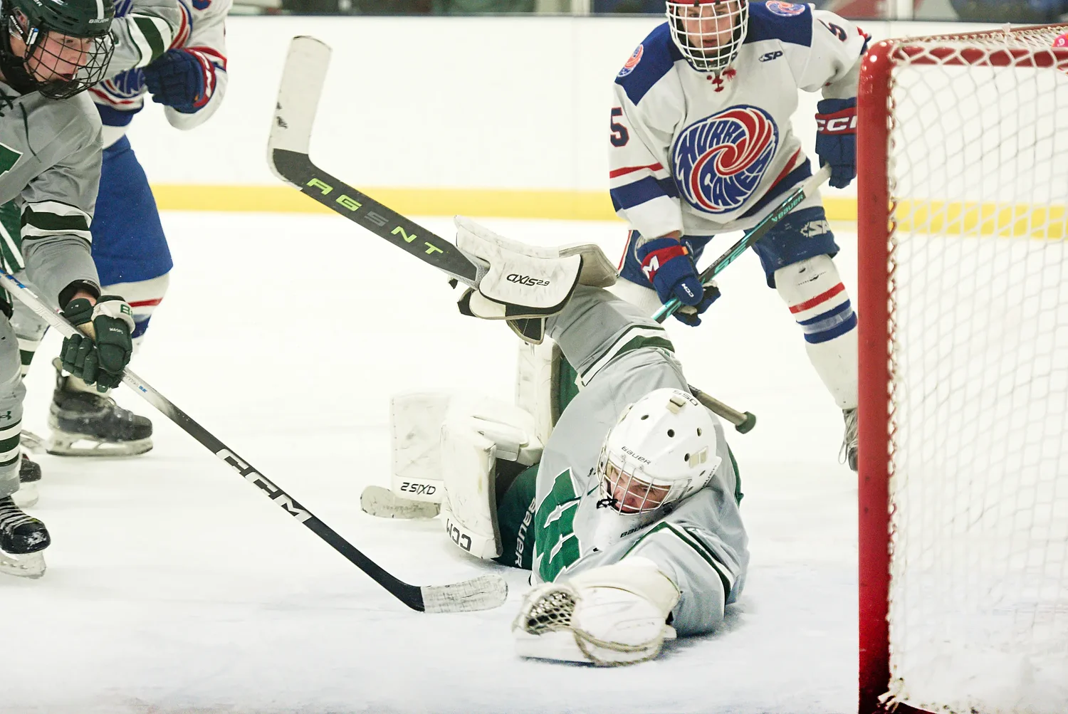 Wasps hold off Hartford's late surge to win in VPA Division II matchup