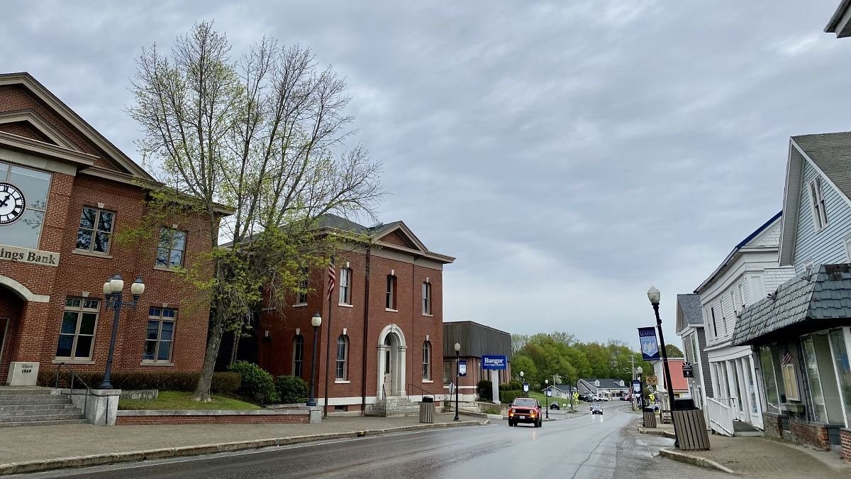 Machias Select Board adopts town electronic communications policy