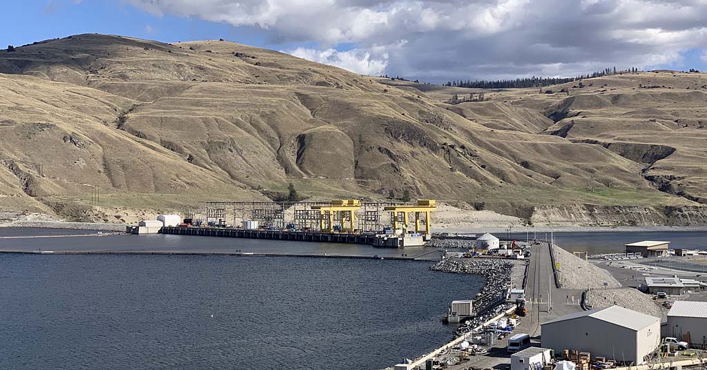 Should this dam on the Columbia River be certified 'Low Impact'?