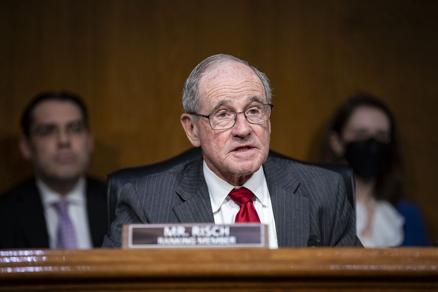 Six Senate Republicans call on E3 to immediately reimpose sanctions on Iran