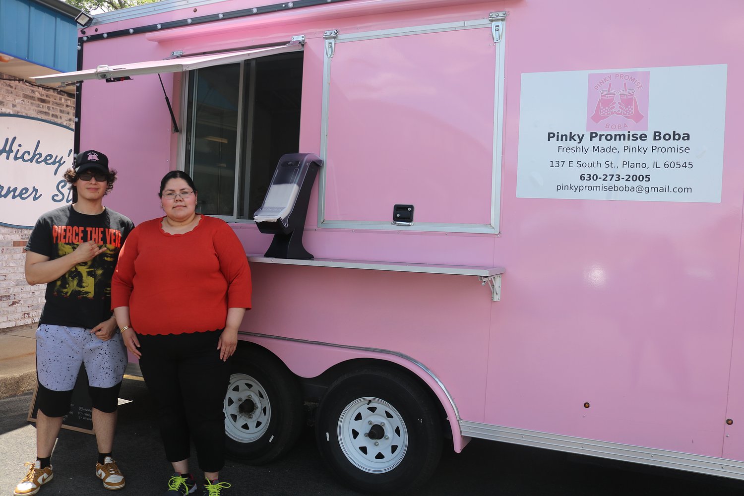 Pinky Promise Boba trailer makes its first stop in DeKalb