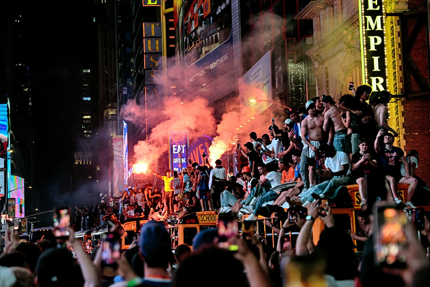 Mayhem in NYC after Knicks win: Windshields smashed, bus on fire, more violence