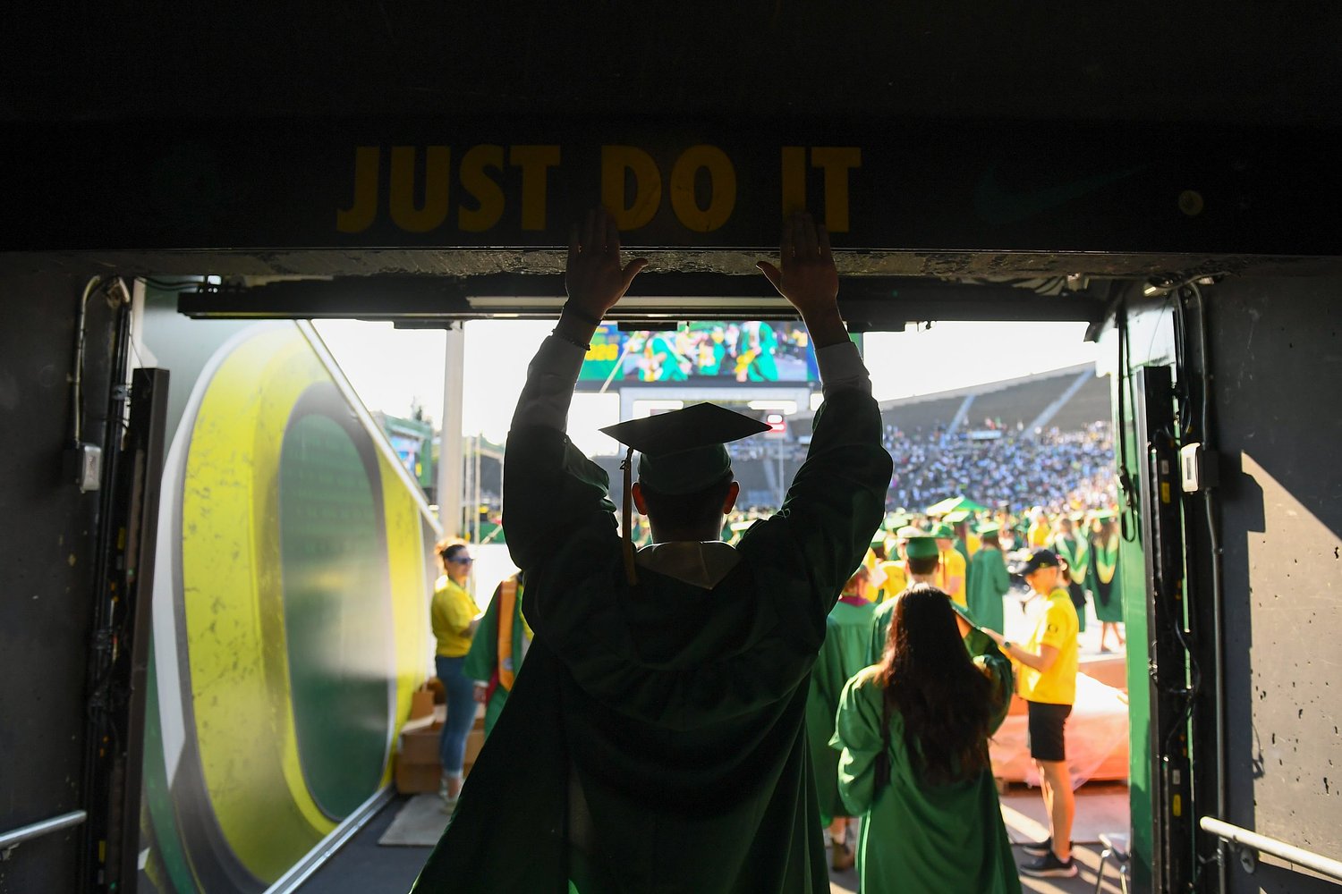 Dangerous heat at UO graduation: 'Could have been so easily avoided'