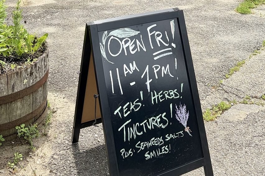 New herb shop and tea counter opens in Belfast