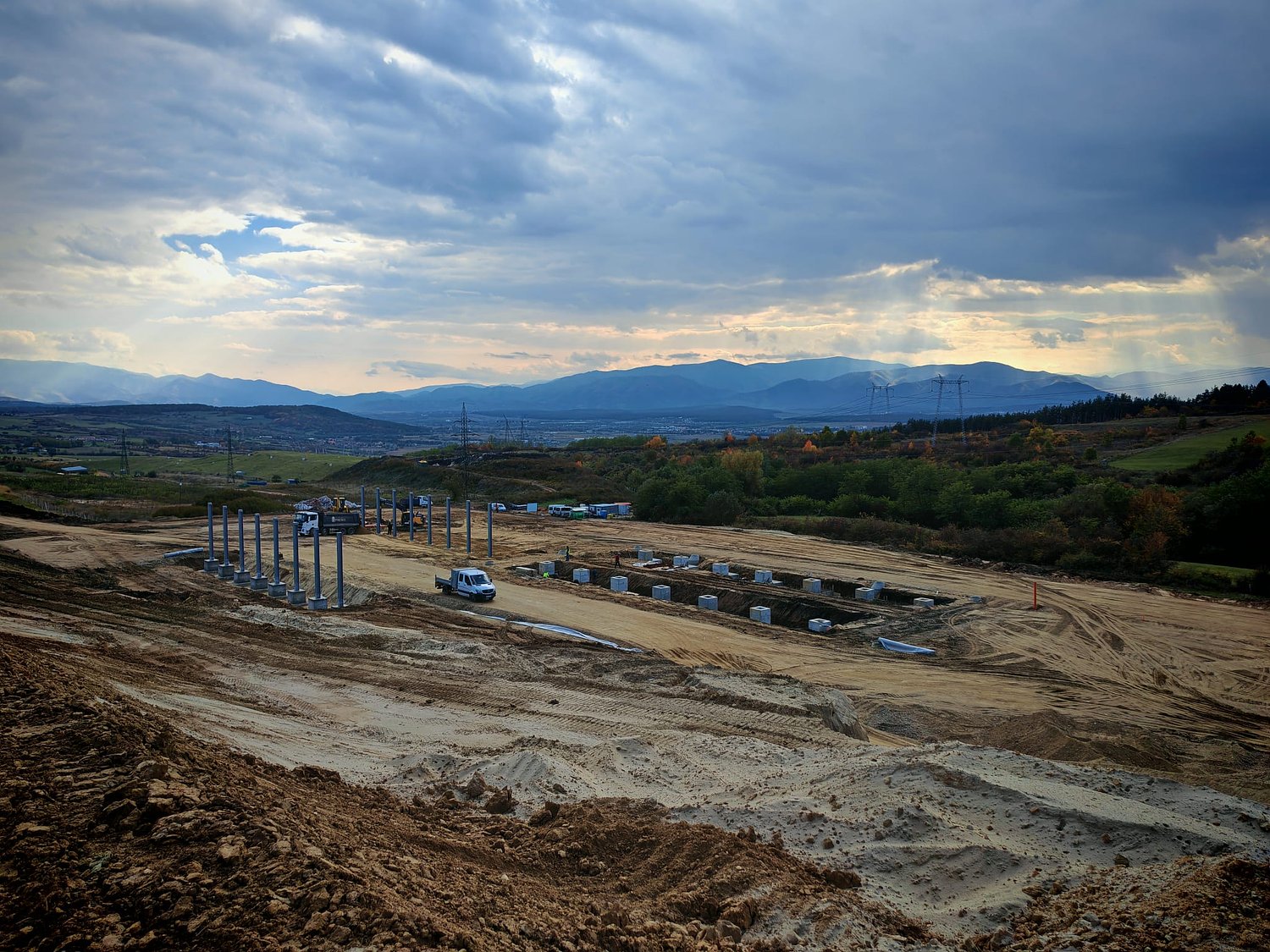 Lucrările la noul centru de colectare a deșeurilor din Gușterița: ce s-a finalizat și ce urmează / foto