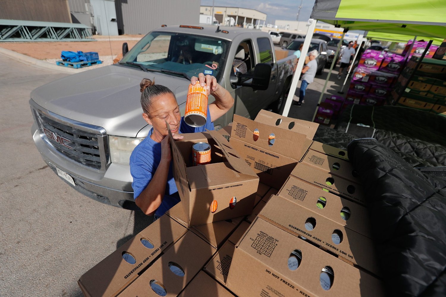 Texas SNAP benefit pause: Here’s how to receive and give help