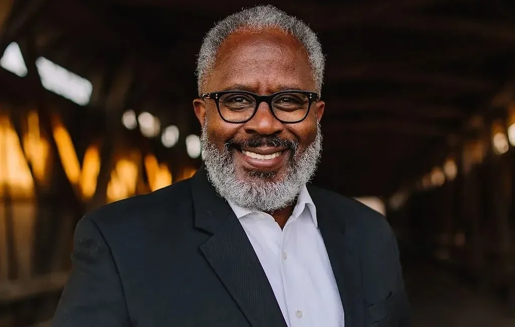 Rev. Dr. Tim Tooten Sr. , reknowned journalist, professor and pastor, dies