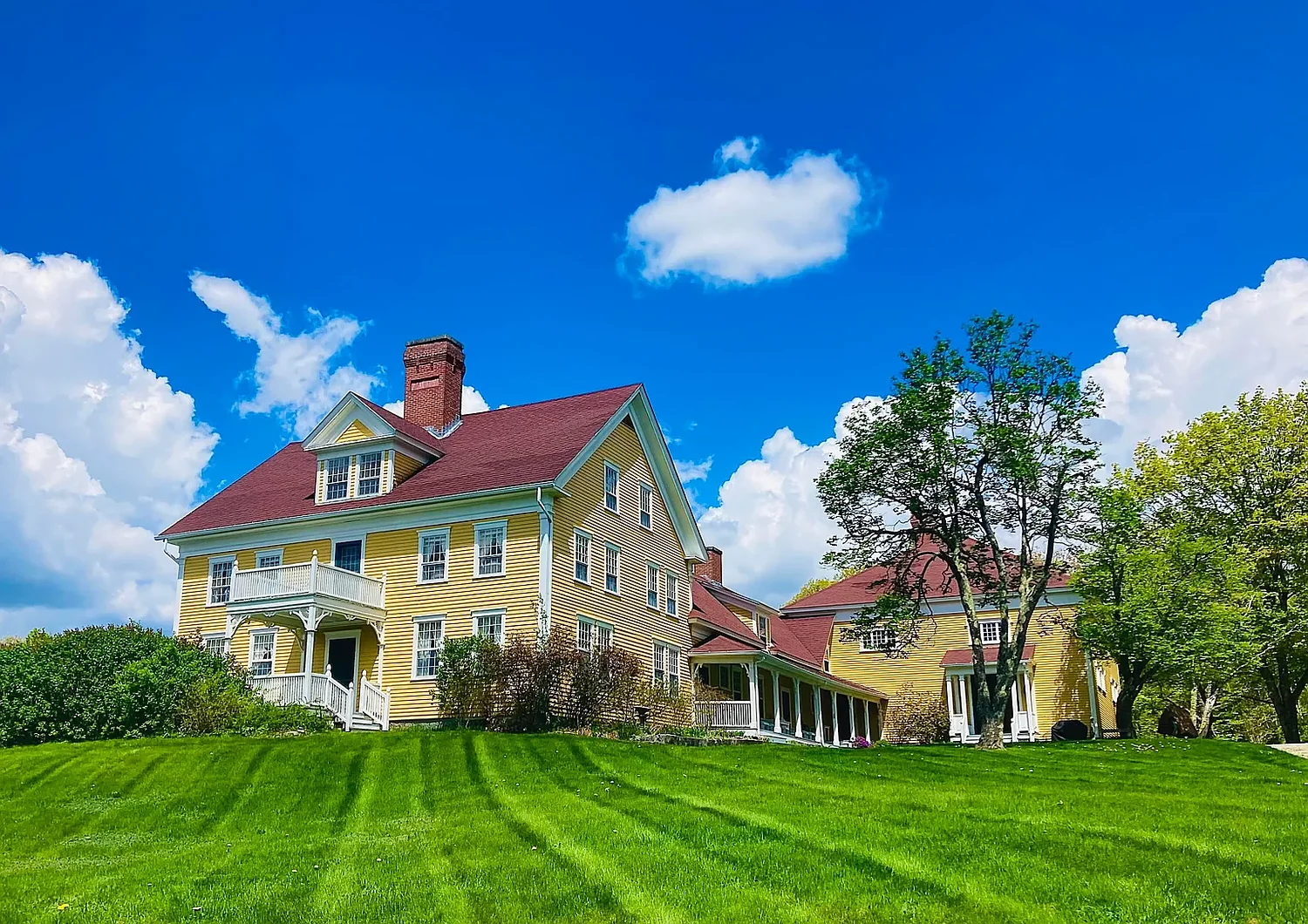 The owners of this huge Maine house can’t find a buyer. They raised the price anyway.
