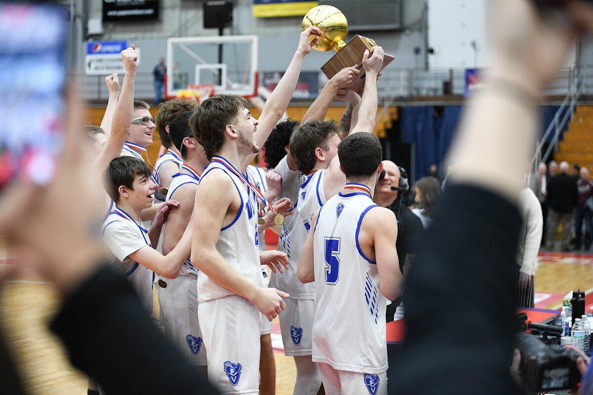 This small western Maine school just swept boys and girls basketball championships