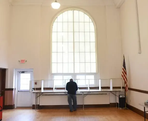 Two incumbents face political newcomer in Northfield Selectboard race