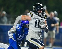 IC Catholic Prep, on Grant Bowen’s go-ahead TD catch, wins thriller at St. Francis