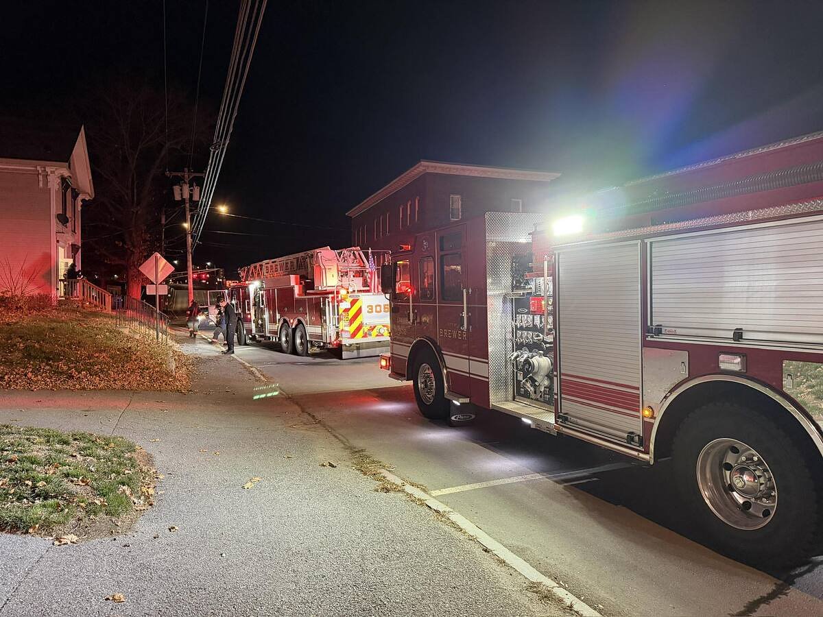 Brewer fire crews put out fire caused by burning clothes