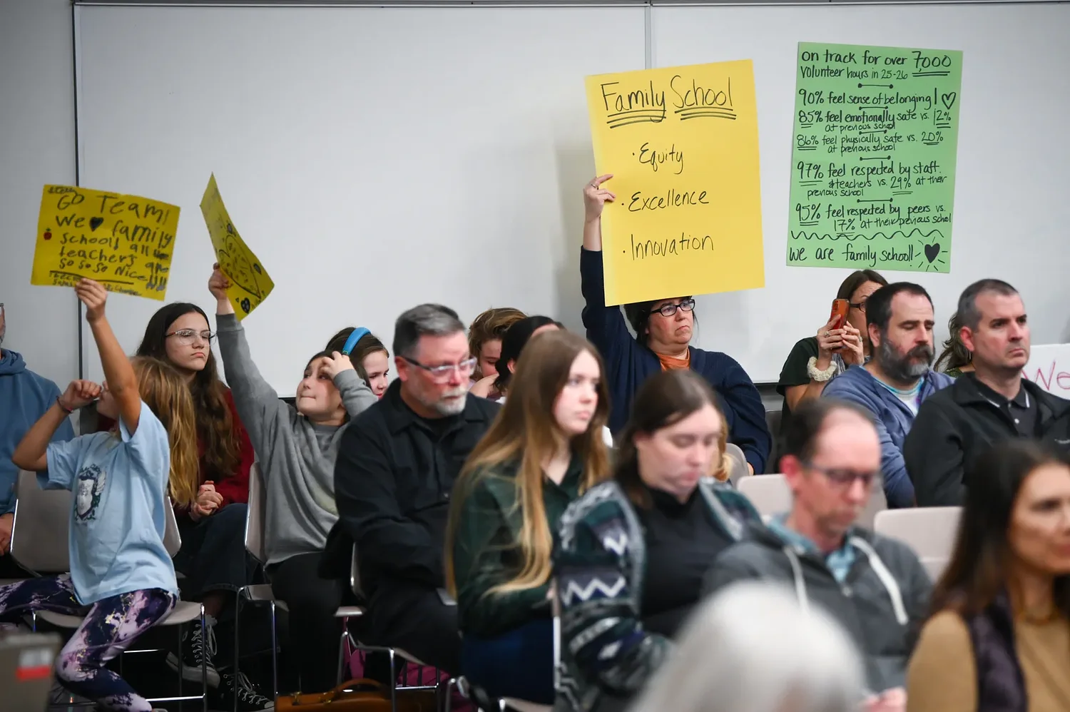 4J School Board OKs plan to cut up to 32 leadership jobs
