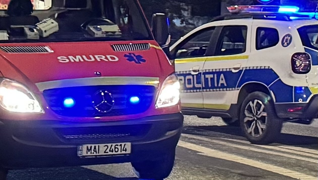 Accident grav la Șura Mare. Un pieton în stop cardio-respirator, asistat de SMURD