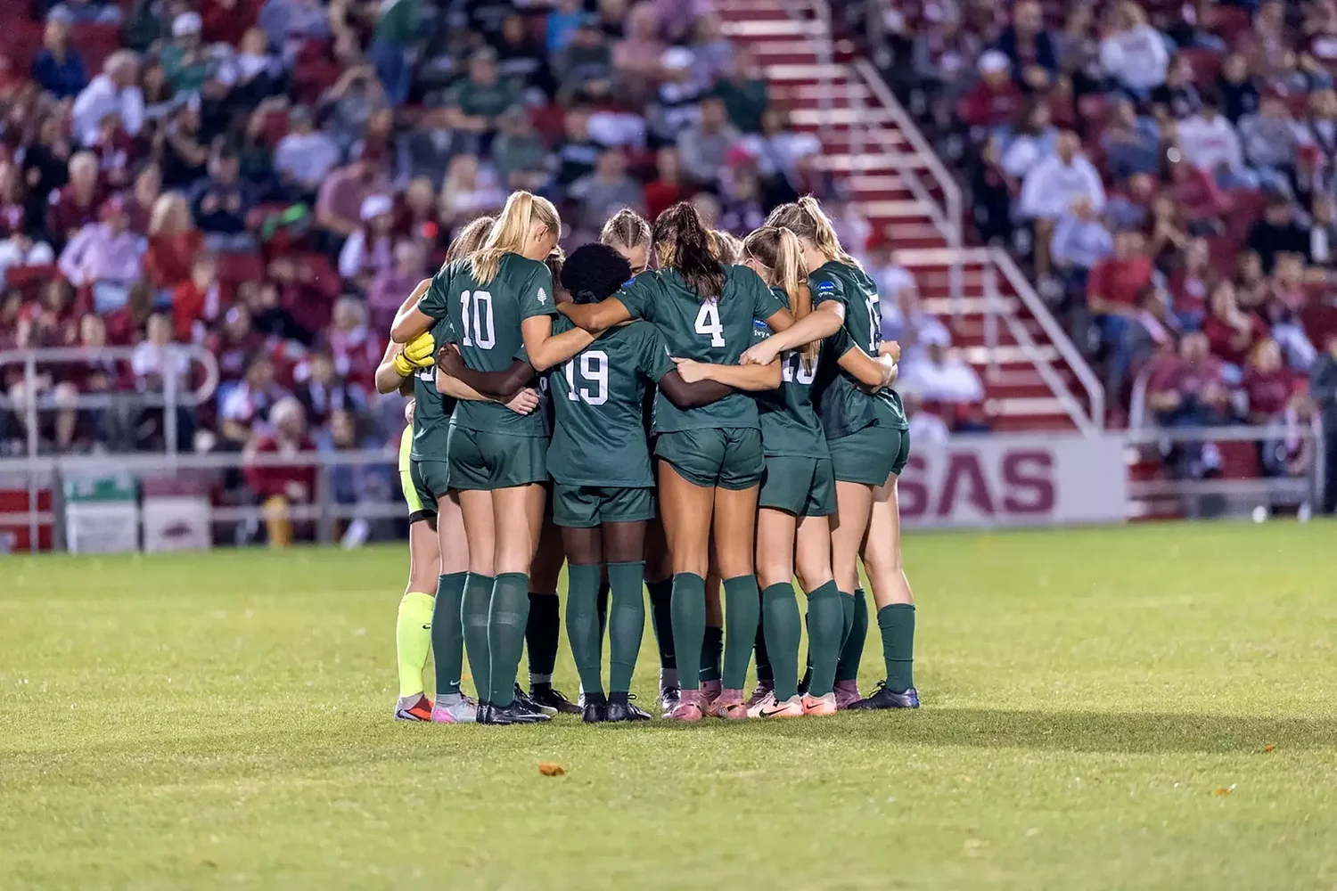 Big Green’s defense shines in loss to Razorbacks