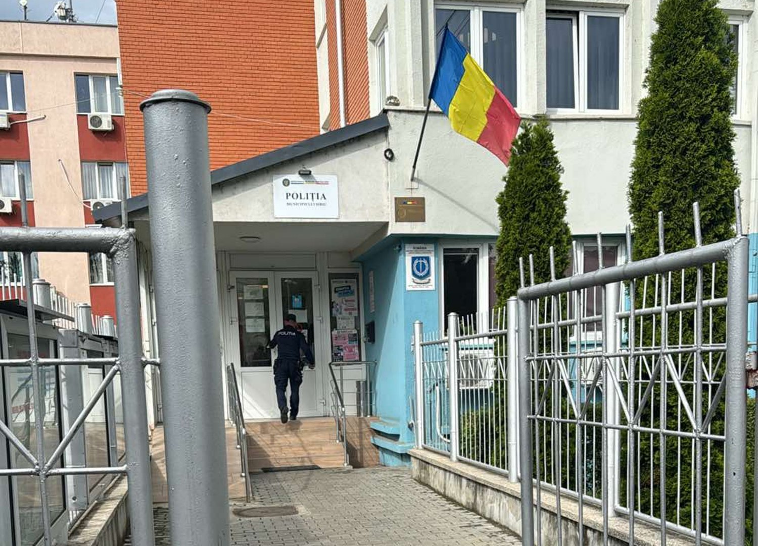 Mire înjunghiat la Avrig: Atacatorul avea „vedenii cu draci care puneau muzică rock”