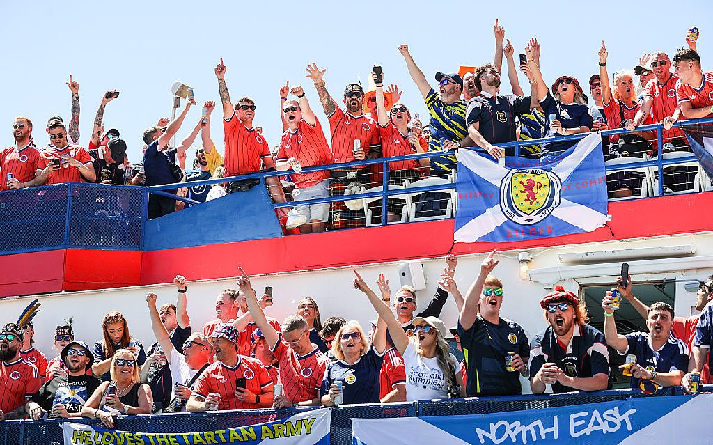 Scottish fans in town for World Cup drinking Boston bars dry