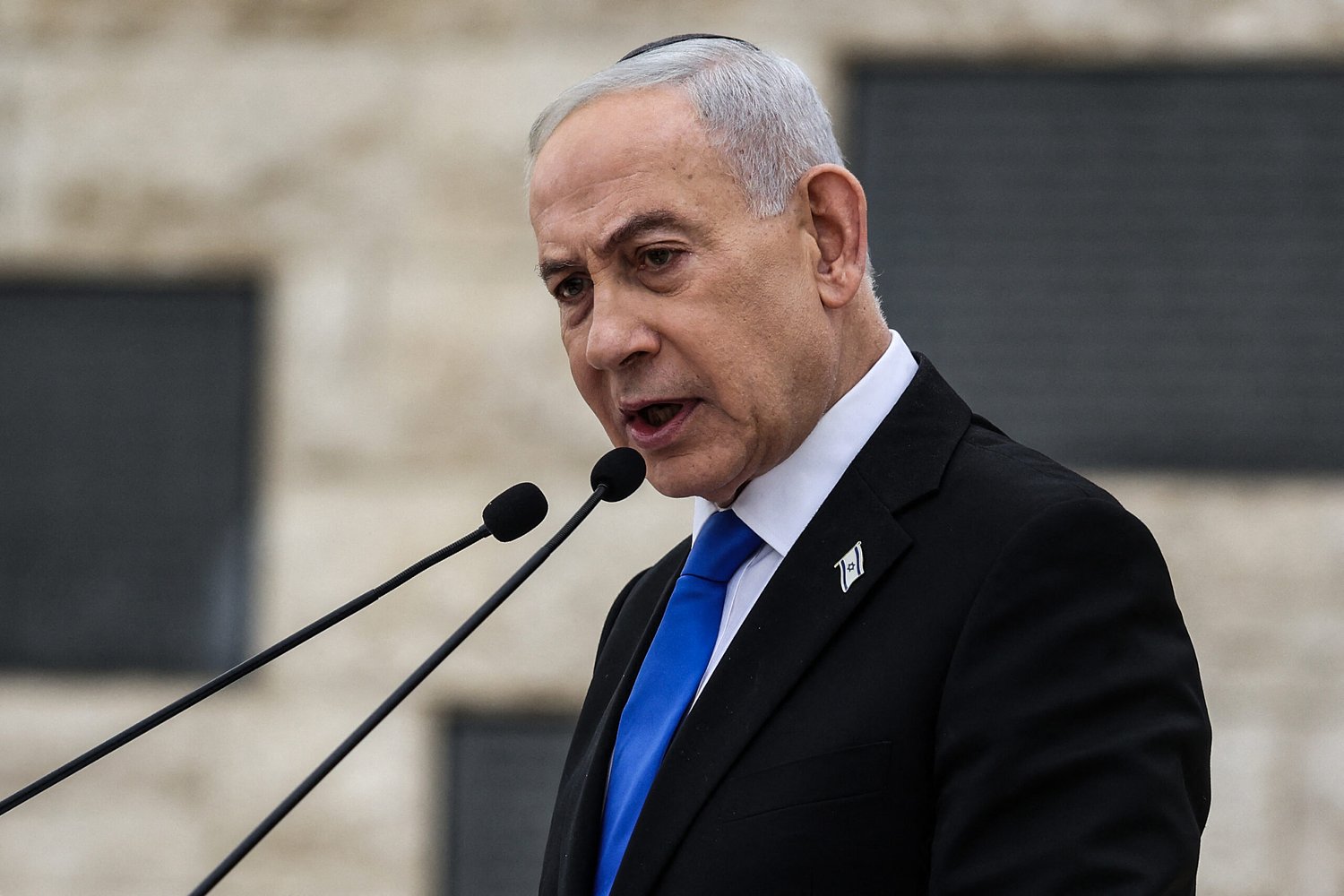 Netanyahu wants to begin winding down U.S. aid in next two years