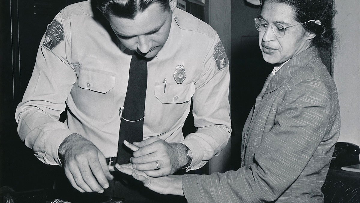 1955: Rosa Parks refuses to give up seat