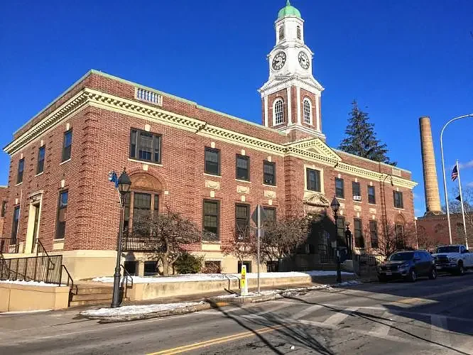 Athol, Winchendon town managers echo findings in report of spending challenges